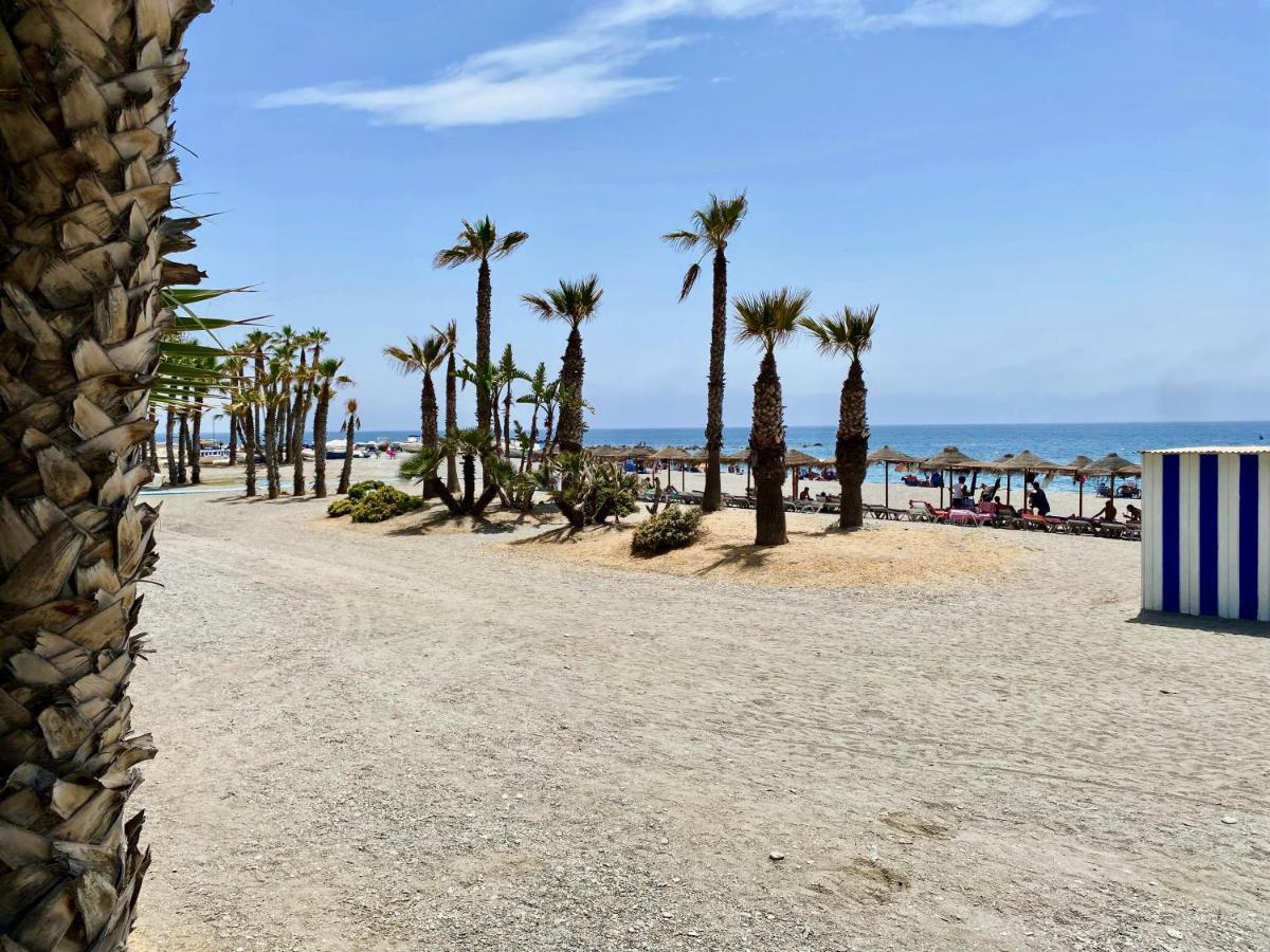 Genial Apartamento En 1A Linea De Playa Con Piscina Almuñécar Kültér fotó