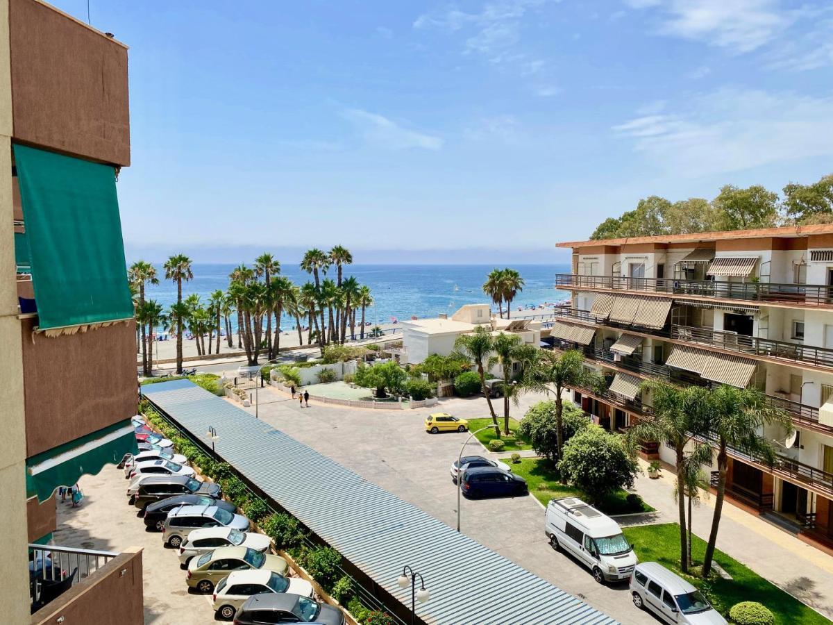 Genial Apartamento En 1A Linea De Playa Con Piscina Almuñécar Kültér fotó